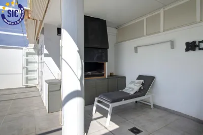 ÁTICO CON VISTAS AL MAR 11