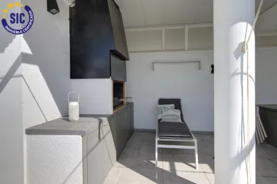 ÁTICO CON VISTAS AL MAR 12