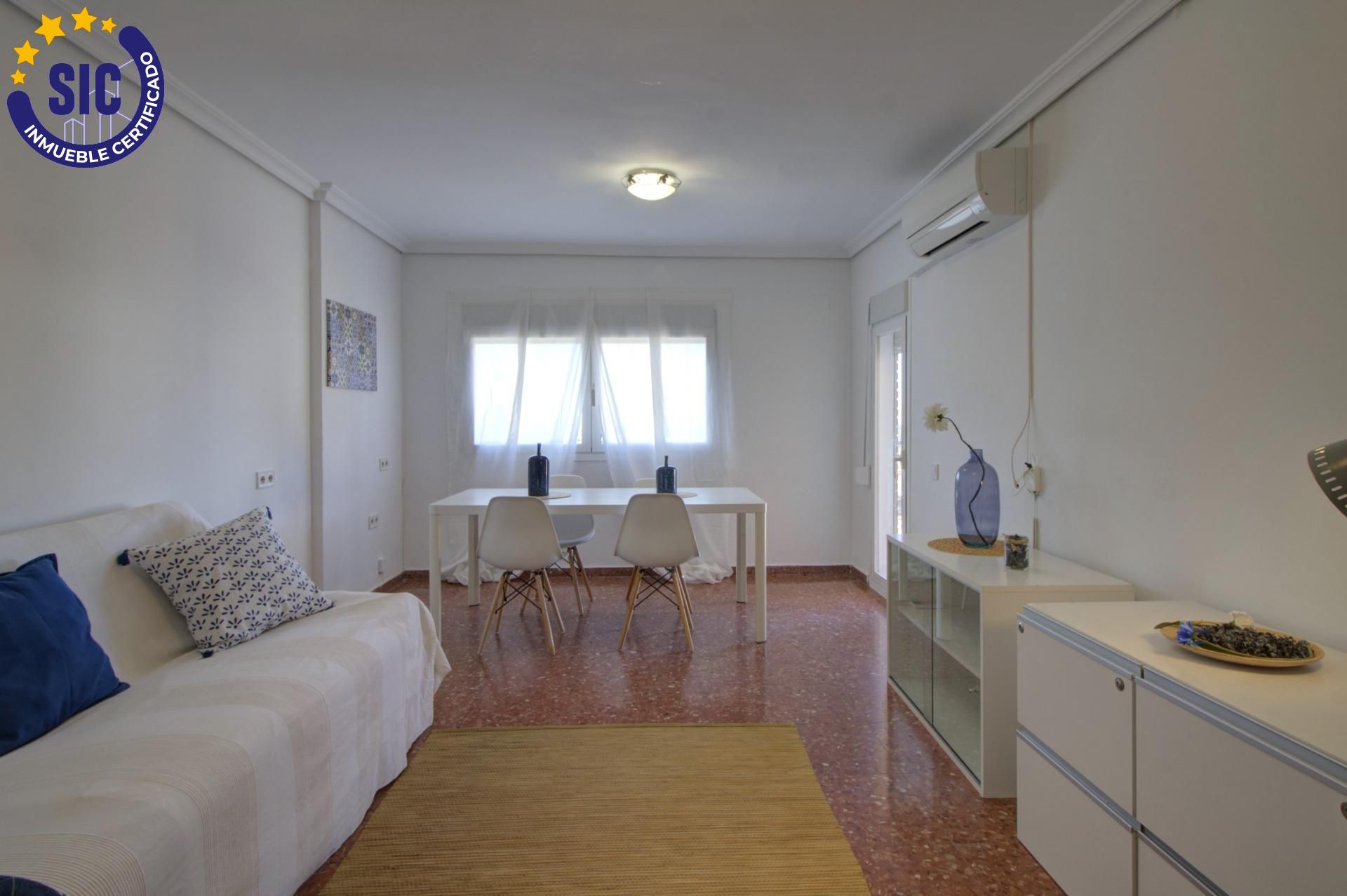 AMPLIO Y LUMINOSO PISO EN ALMENARA PUEBLO