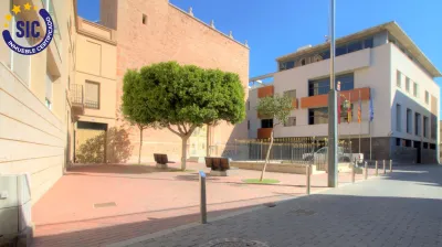 SOLAR URBANO EN  EL CENTRO DE XILXES 23