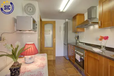 CHALET ADOSADO ESQUINERO A UN PASO DE LA PLAYA DE CORINTO 26