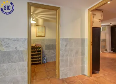CHALET ADOSADO ESQUINERO A UN PASO DE LA PLAYA DE CORINTO 38