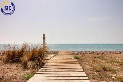 FANTÁSTICO ADOSADO EN PLAYA DE XILXES 56