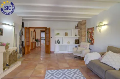 ESPACIOSA VIVIENDA FAMILIAR EN EL CORAZÓN DE ALMENARA 20