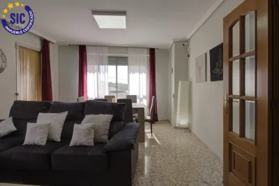 AMPLITUD Y LUZ CERCA DE LA ESTACIÓN DE ALMENARA 10