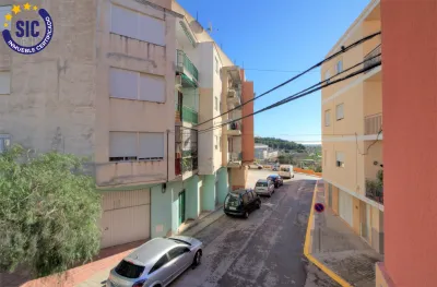 AMPLITUD Y LUZ CERCA DE LA ESTACIÓN DE ALMENARA 12