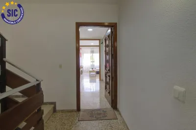 AMPLITUD Y LUZ CERCA DE LA ESTACIÓN DE ALMENARA 1