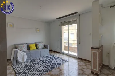 PISO CON GRAN TERRAZA EN EL CORAZÓN DE FAURA 10