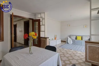 PISO CON GRAN TERRAZA EN EL CORAZÓN DE FAURA 0