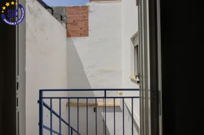 PISO CON GRAN TERRAZA EN EL CORAZÓN DE FAURA 37