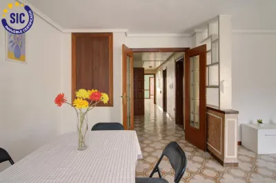 PISO CON GRAN TERRAZA EN EL CORAZÓN DE FAURA 6