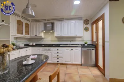 ESPACIOSA VIVIENDA FAMILIAR EN EL CORAZÓN DE ALMENARA 13