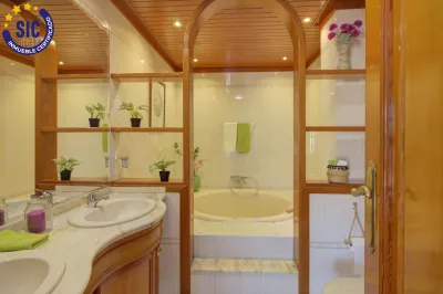ESPACIOSA VIVIENDA FAMILIAR EN EL CORAZÓN DE ALMENARA 39