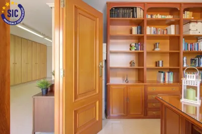 ESPACIOSA VIVIENDA FAMILIAR EN EL CORAZÓN DE ALMENARA 81