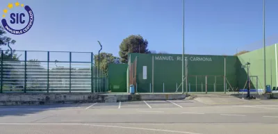 GARAJE CERRADO CON GRAN CAPACIDAD EN LA LLOSA 16