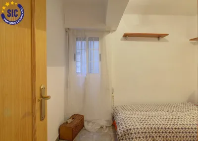 ESPACIO Y COMODIDAD EN EL CENTRO DE ALMENARA 13
