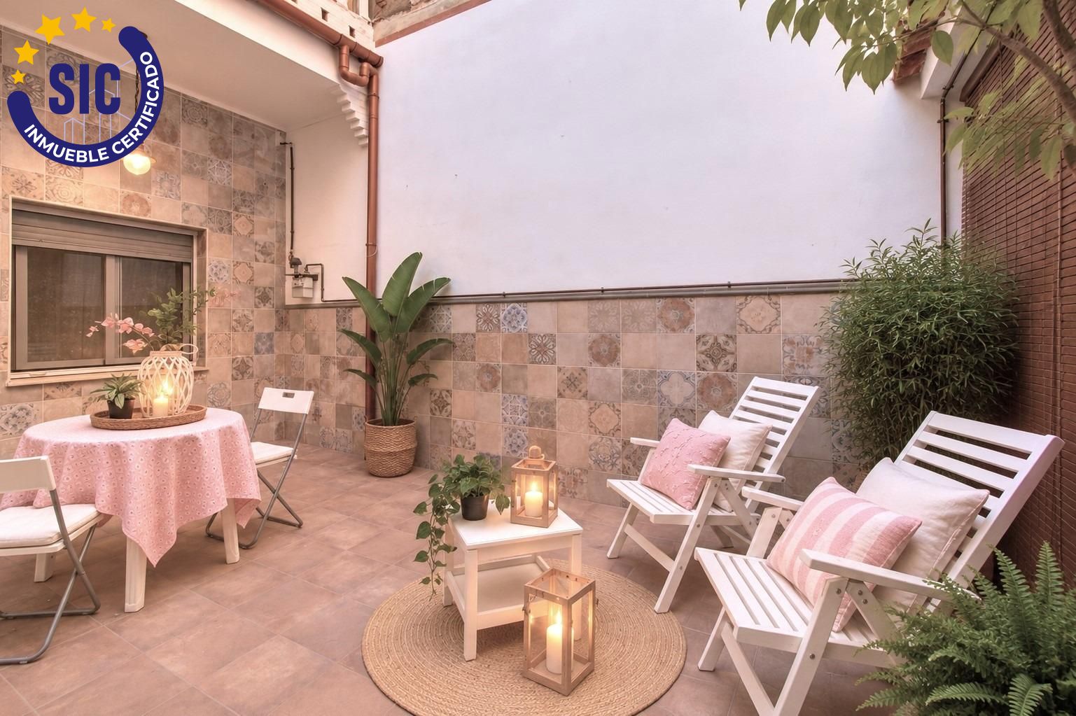 PRECIOSA PLANTA BAJA CON PERSONALIDAD EN PUERTO DE SAGUNTO