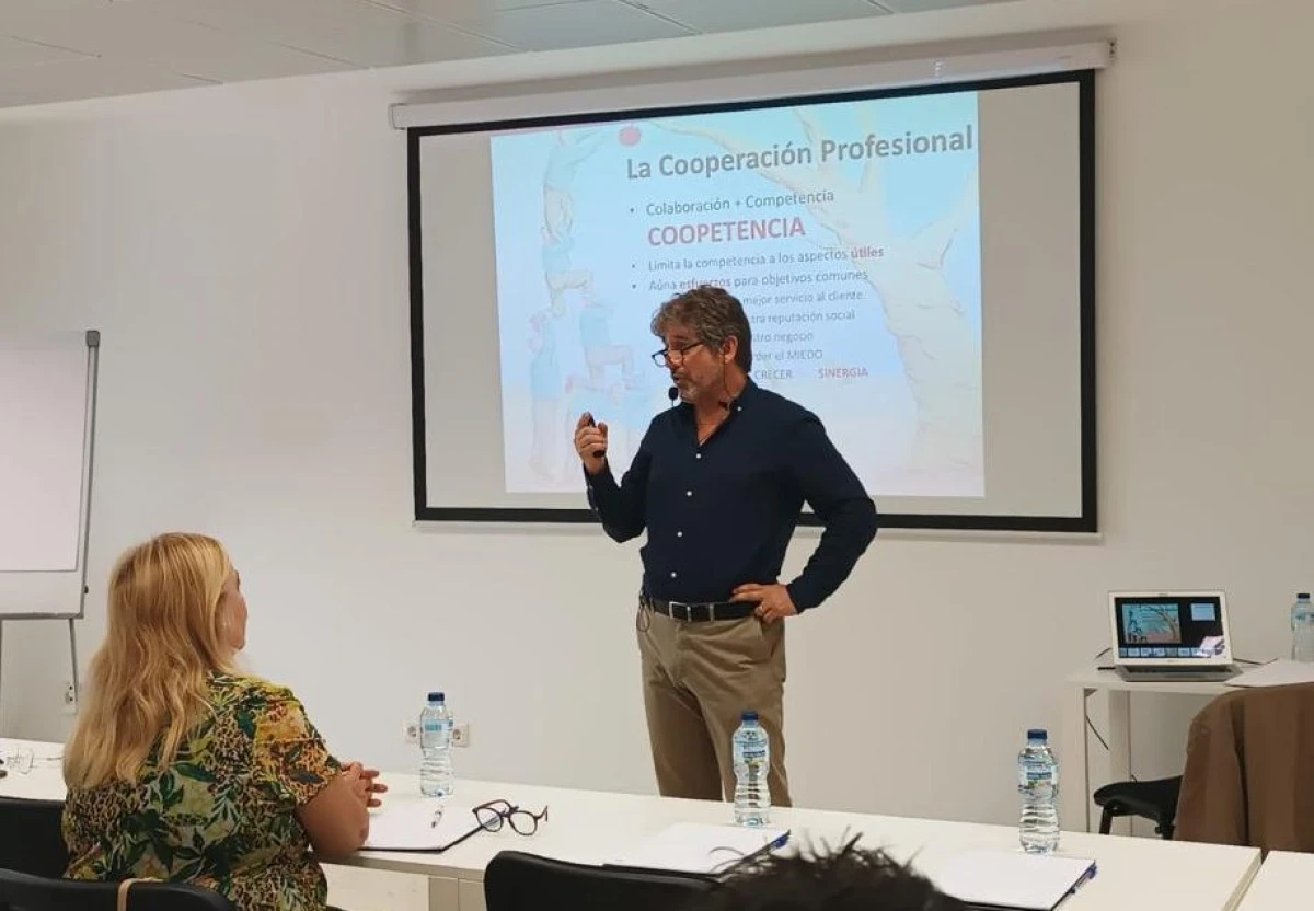 ¡Sumergidos en la formación y el espíritu de colaboración!