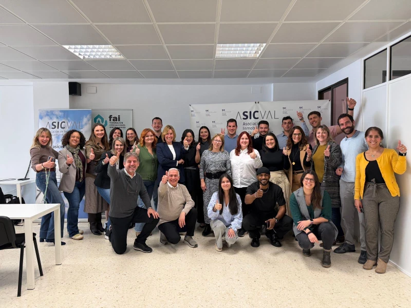 Gran asistencia en el curso de bienvenida a ASICVAL impartido por Joaquín Estañol